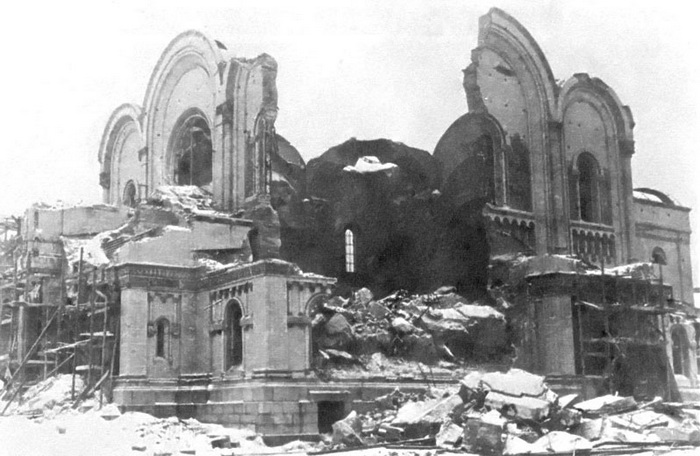 Руины Александро-Невского собора. Фото середины 20-х гг. XX в.